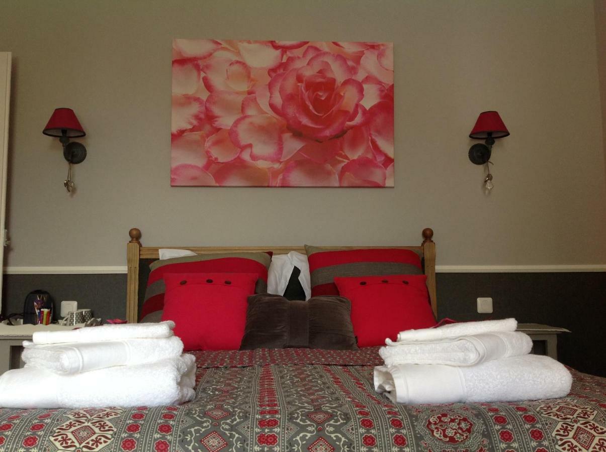 Bed and Breakfast La Petite Echauguette à Jumelles  Extérieur photo