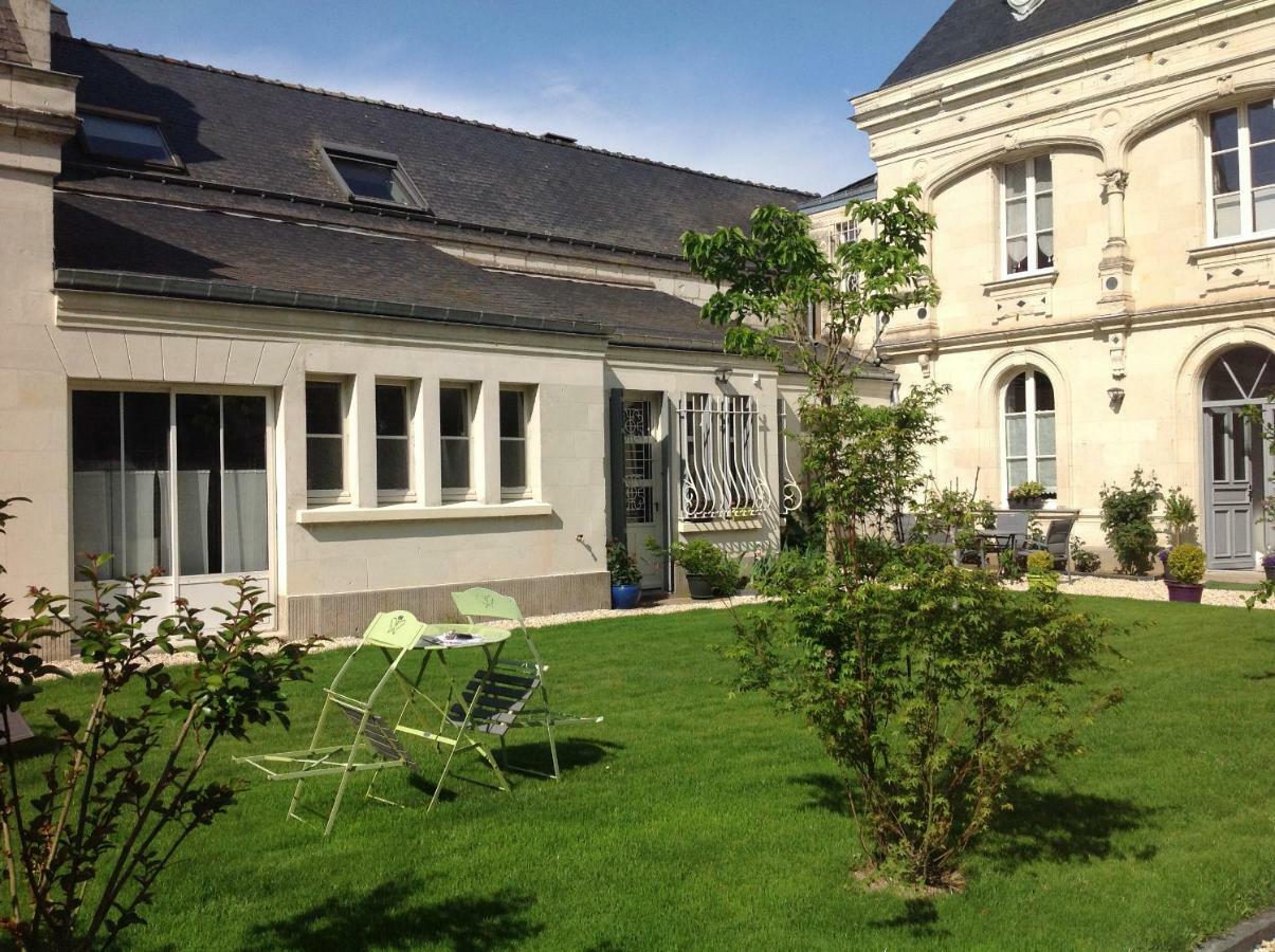 Bed and Breakfast La Petite Echauguette à Jumelles  Extérieur photo